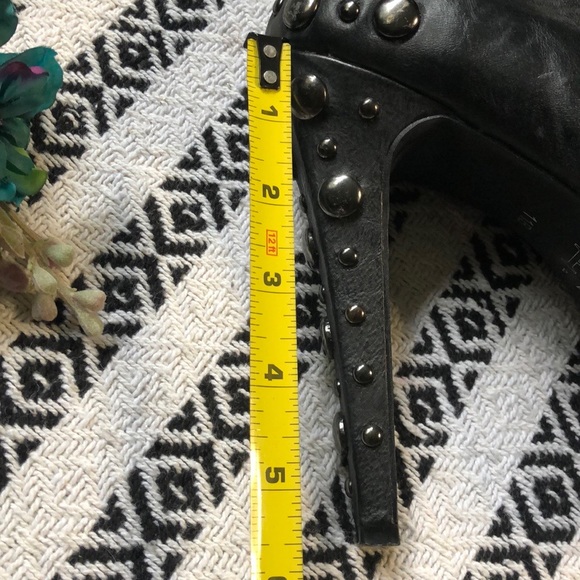 **Rare Vintage**  Studded Platform Booties - Picture 8 of 10